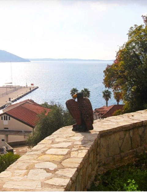 House with two bedrooms and sea views in Zelenika